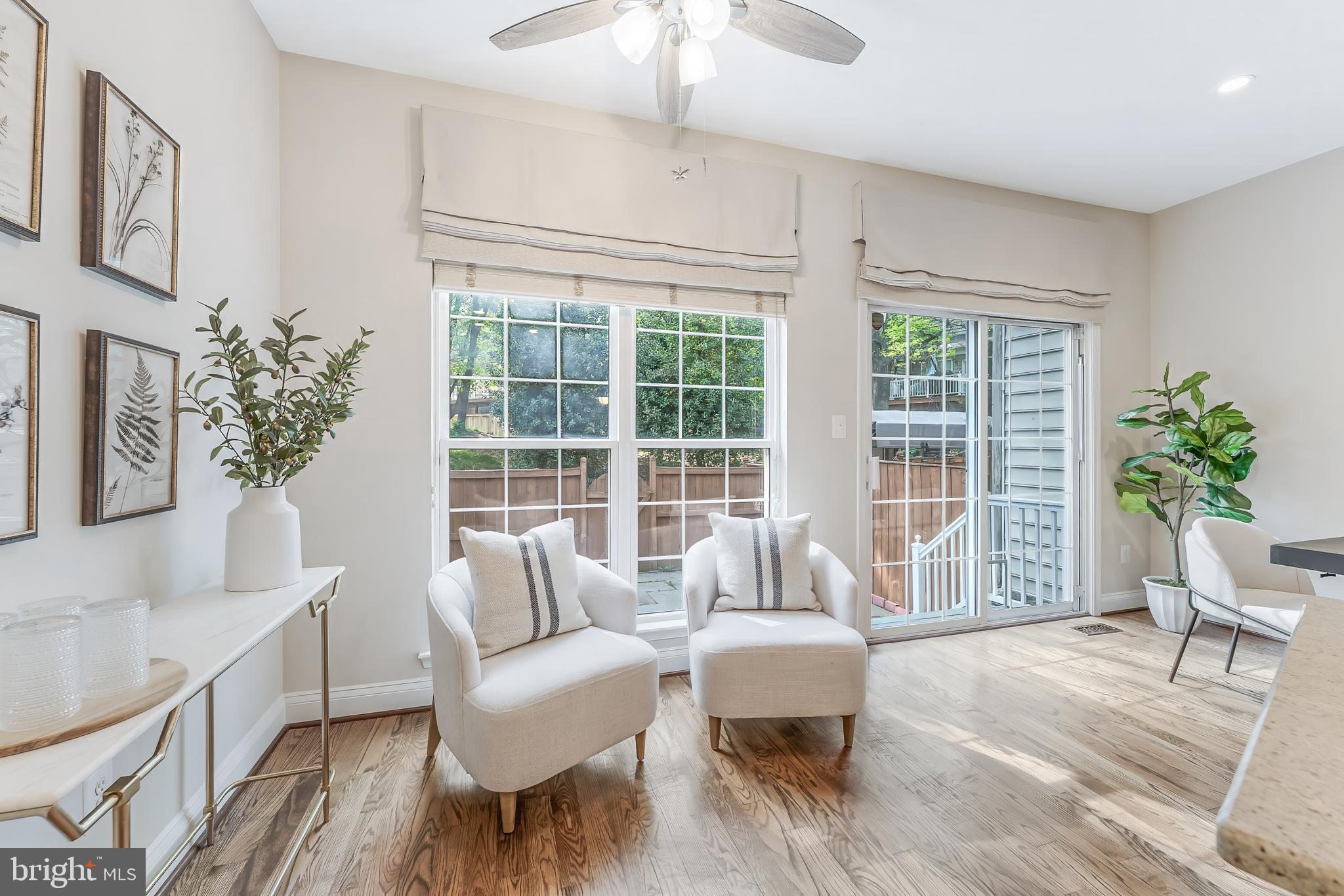 VINTAGE PLACE - Residential