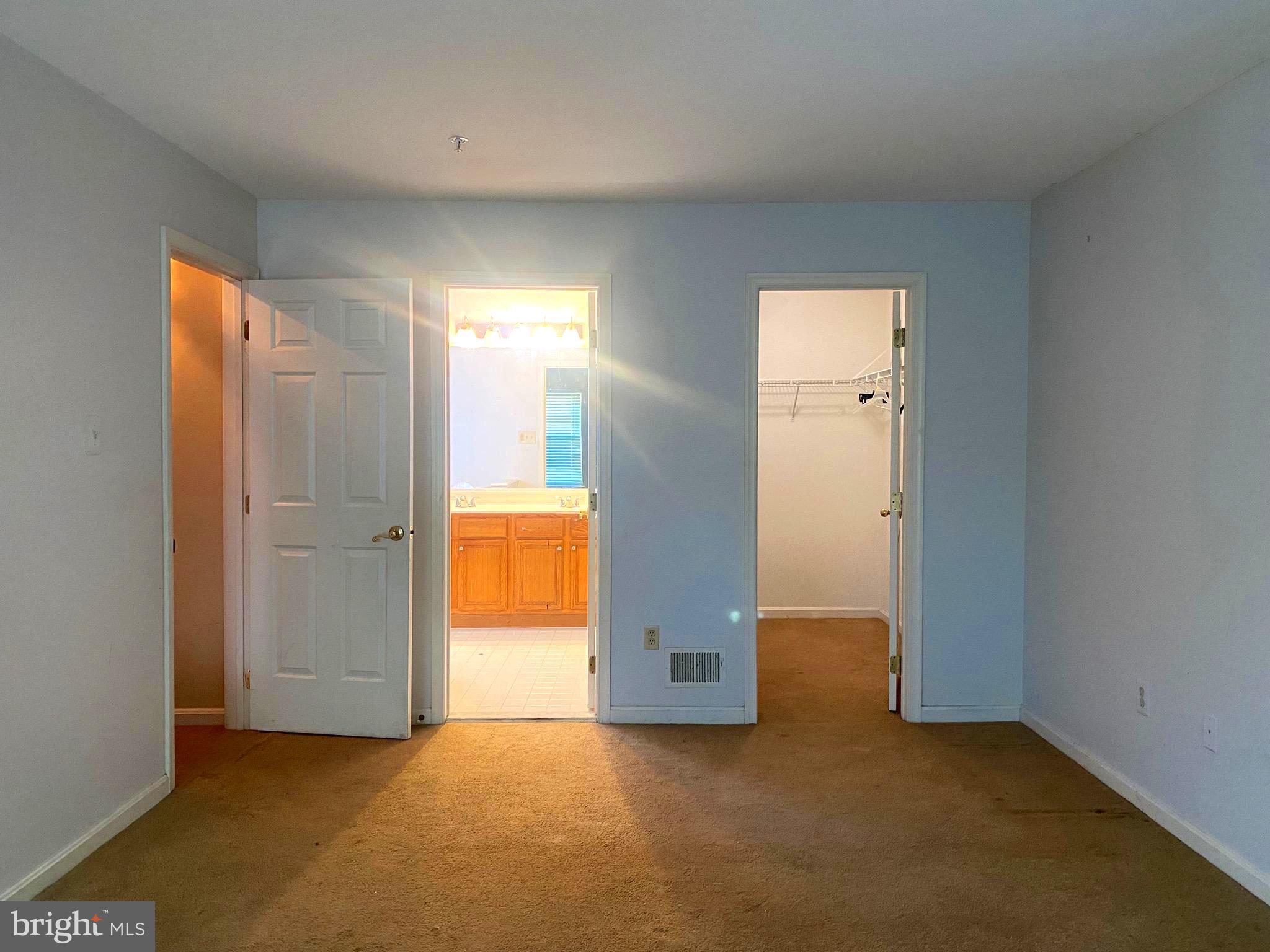 MARLBORO WOODS - Residential