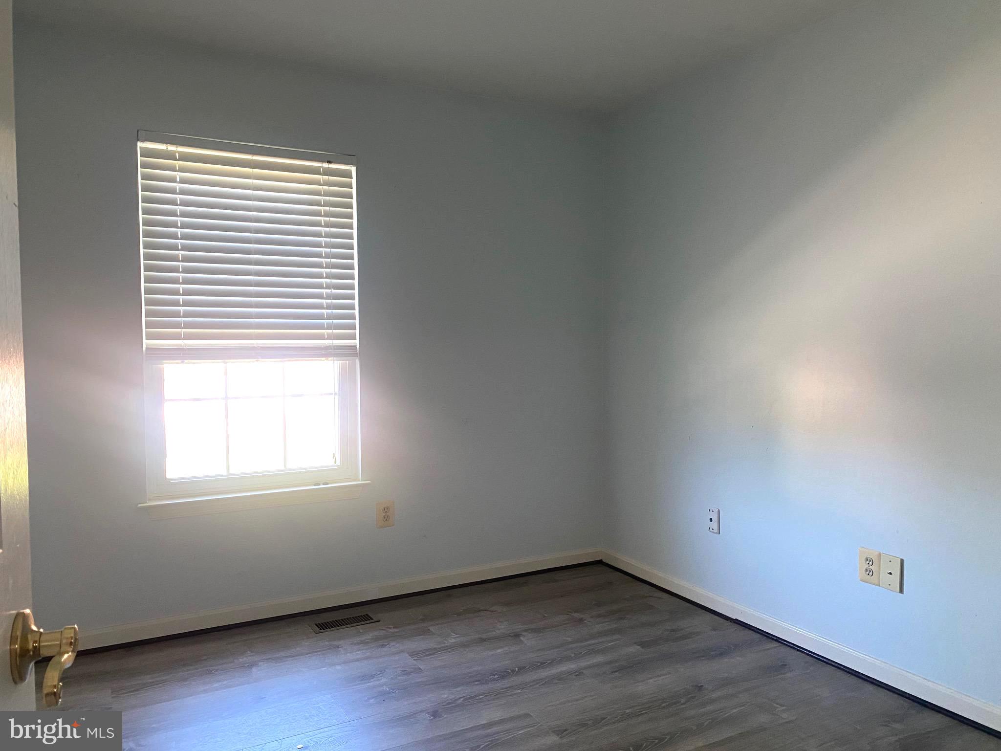 MARLBORO WOODS - Residential