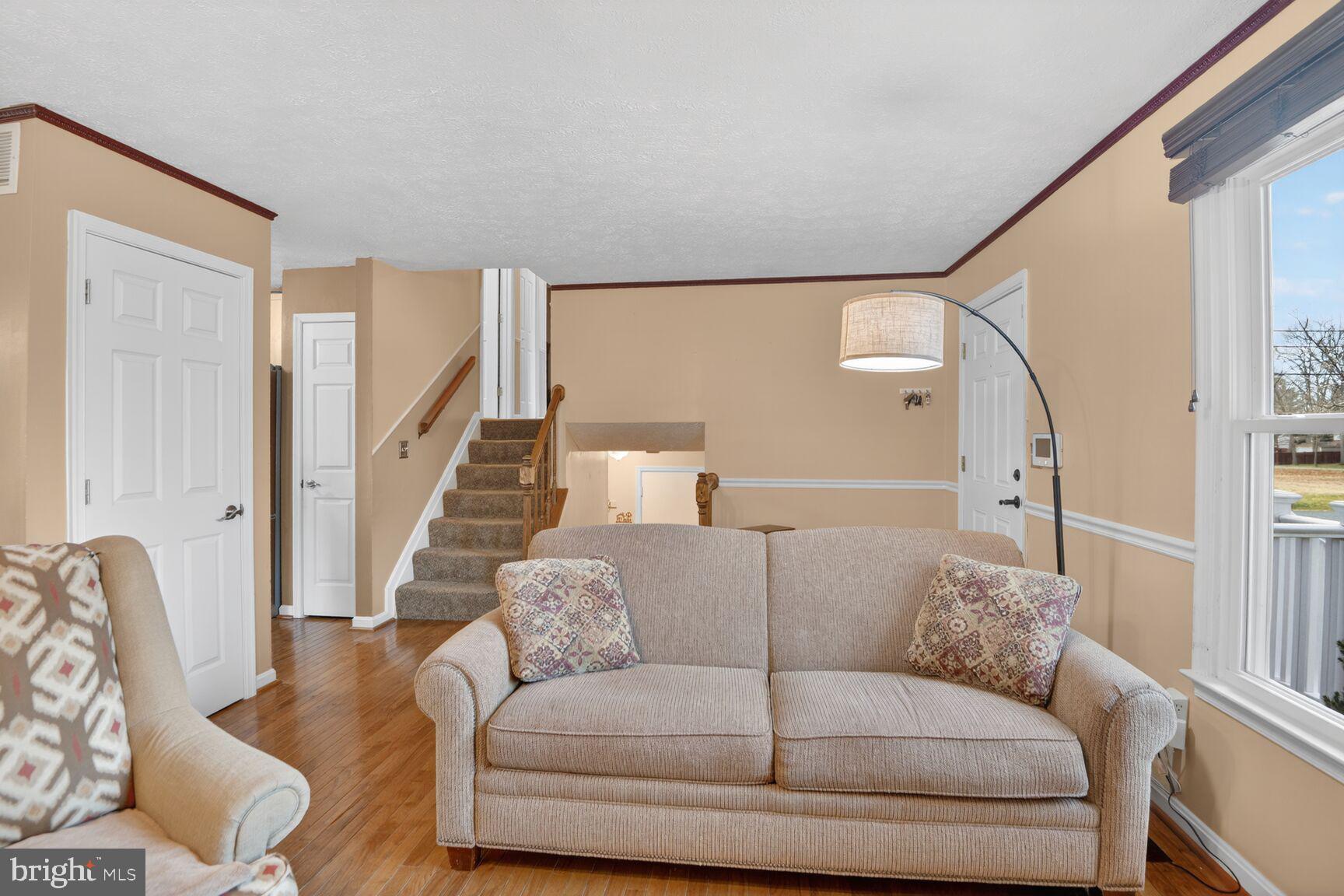 DELMONT STATION - Residential