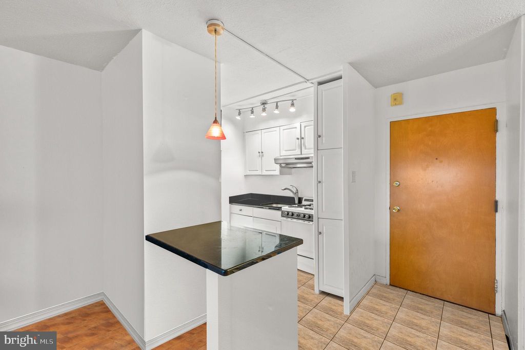 Photo of 2101 - 17 Chestnut Street #1613, PHILADELPHIA, PA 19103 (MLS # PAPH2594954)