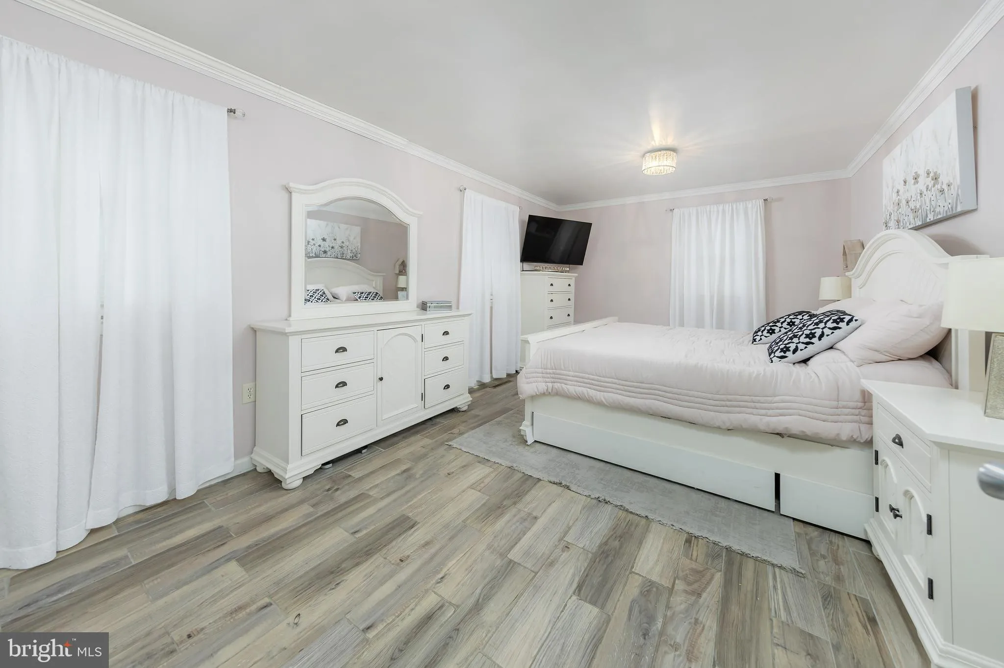 Wenonah, New Jersey 08090, United States, 4 Bedrooms Bedrooms, ,2 BathroomsBathrooms,Residential,Contingent,105283