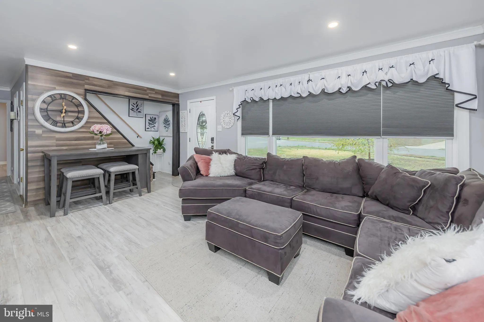 Wenonah, New Jersey 08090, United States, 4 Bedrooms Bedrooms, ,2 BathroomsBathrooms,Residential,Contingent,105283