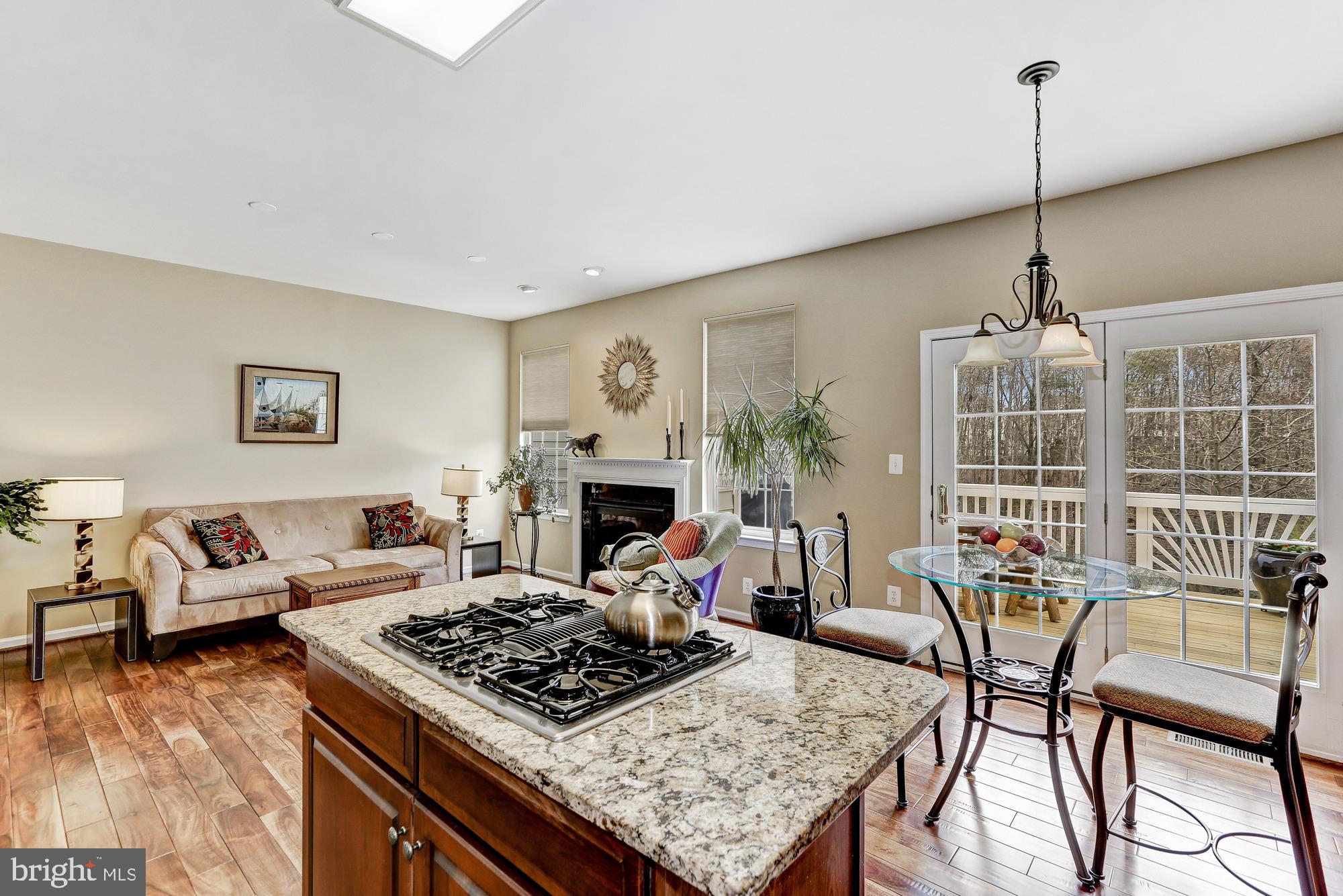 BELMONT COUNTRY CLUB - Residential Lease