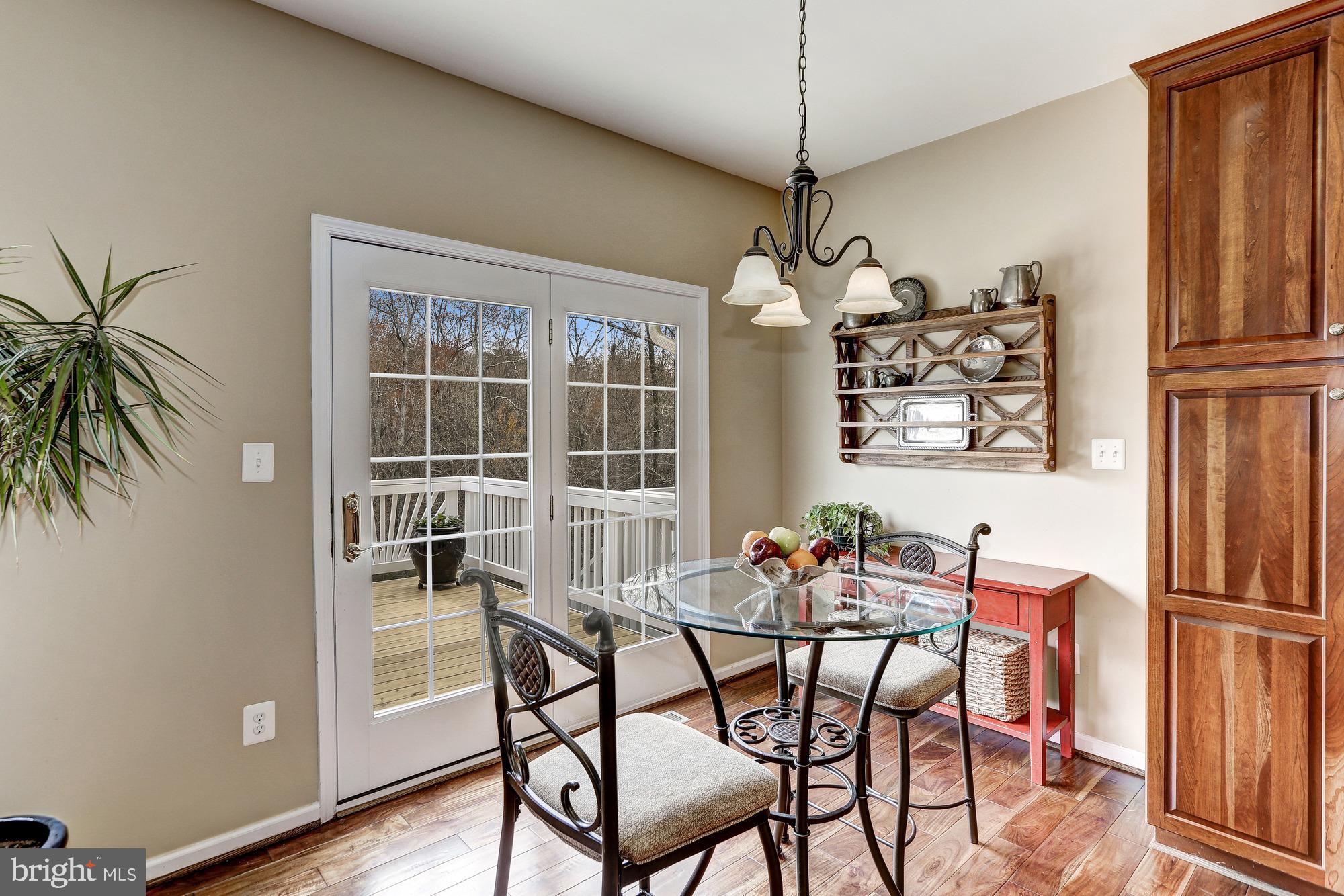 BELMONT COUNTRY CLUB - Residential Lease