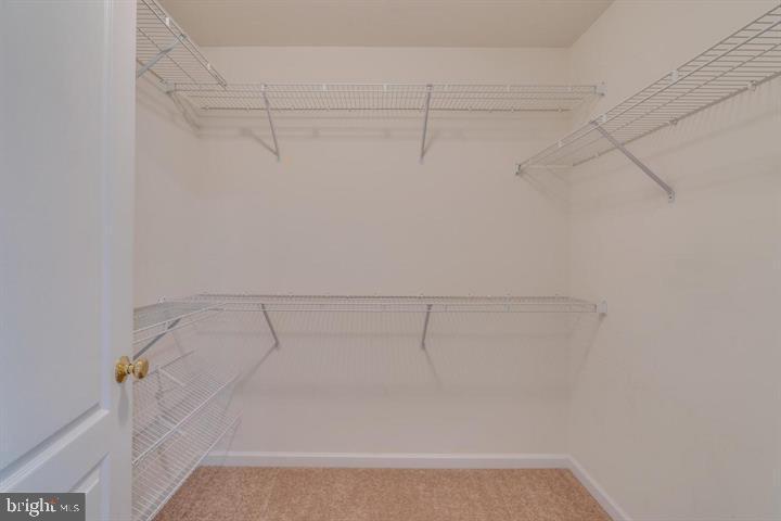 BELMONT COUNTRY CLUB - Residential Lease