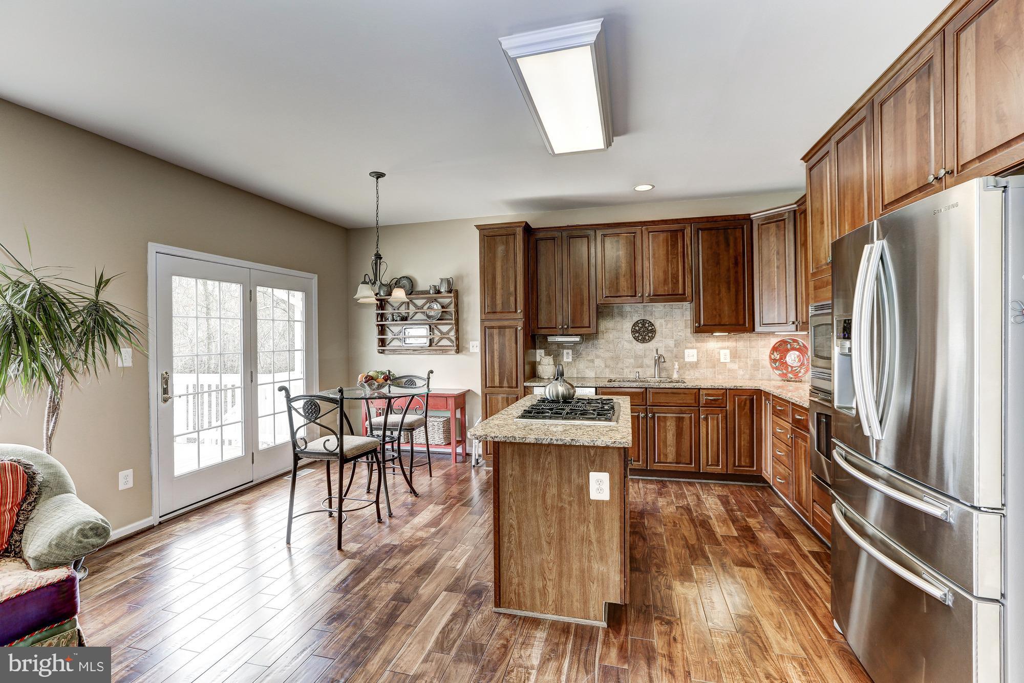 BELMONT COUNTRY CLUB - Residential Lease