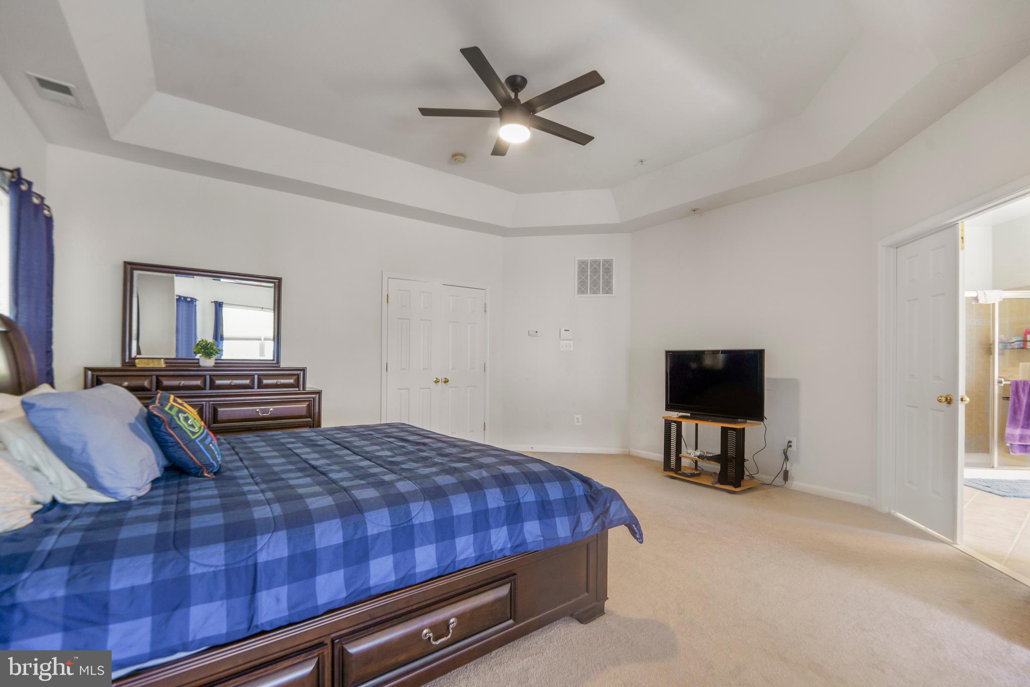 GREENWAY VILLAGE - Residential