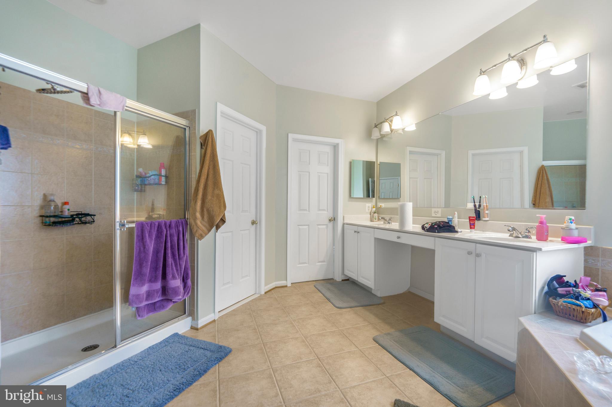 GREENWAY VILLAGE - Residential