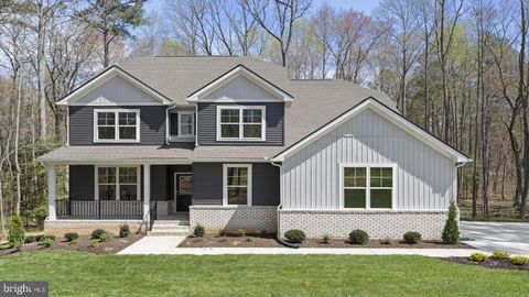 187 FAIRFIELD DRIVE STAUNTON VA 24401