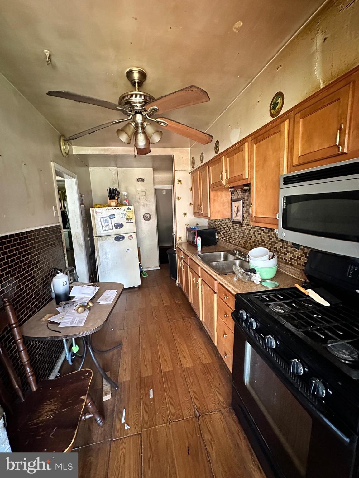 WOODBOURNE HEIGHTS - Residential