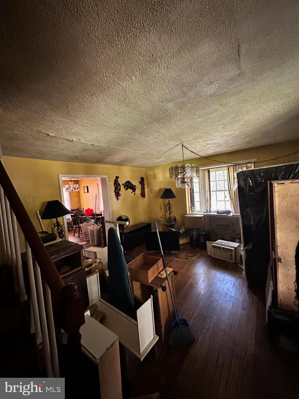 WOODBOURNE HEIGHTS - Residential