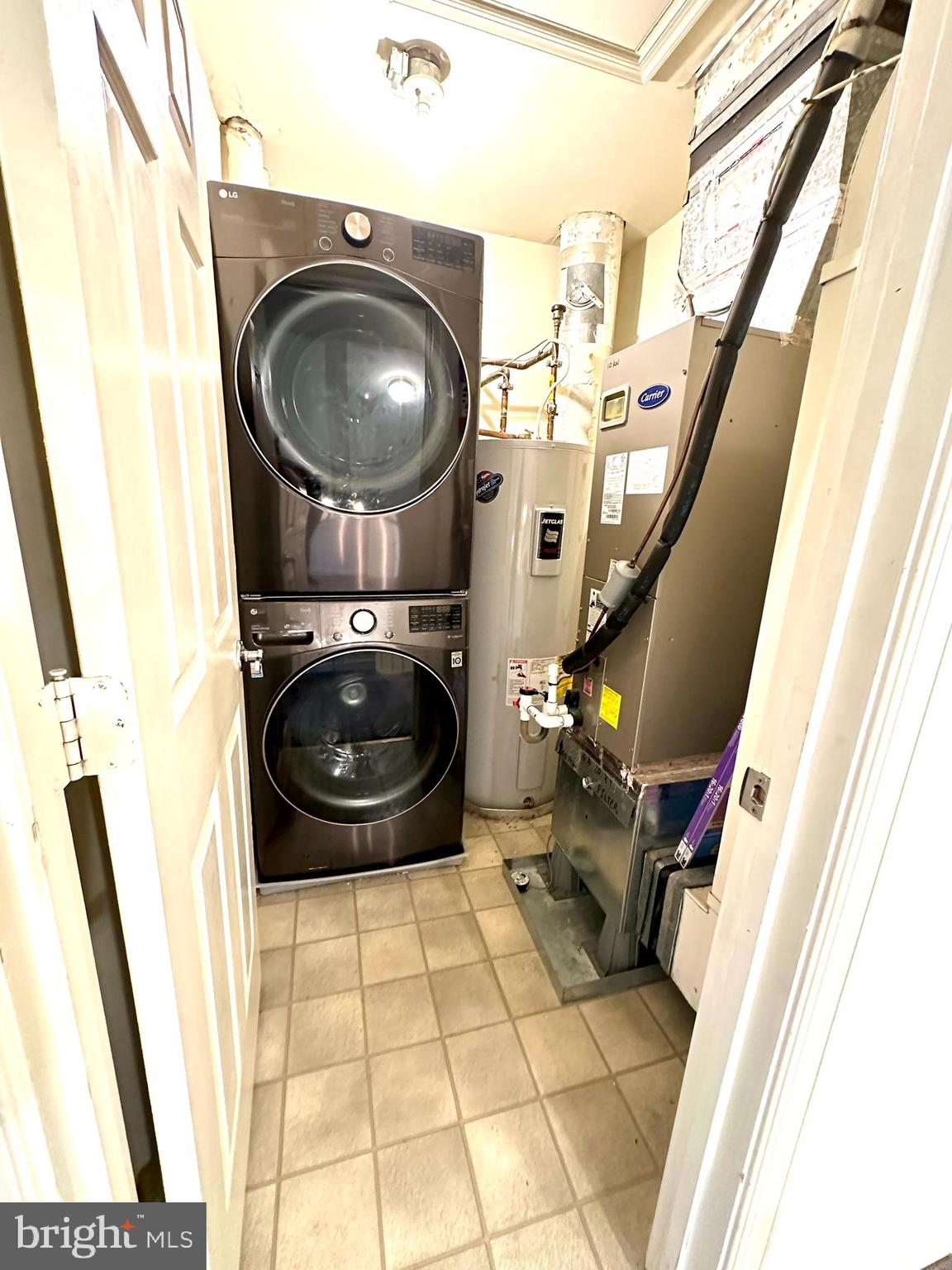 KENTLANDS RIDGE - Residential