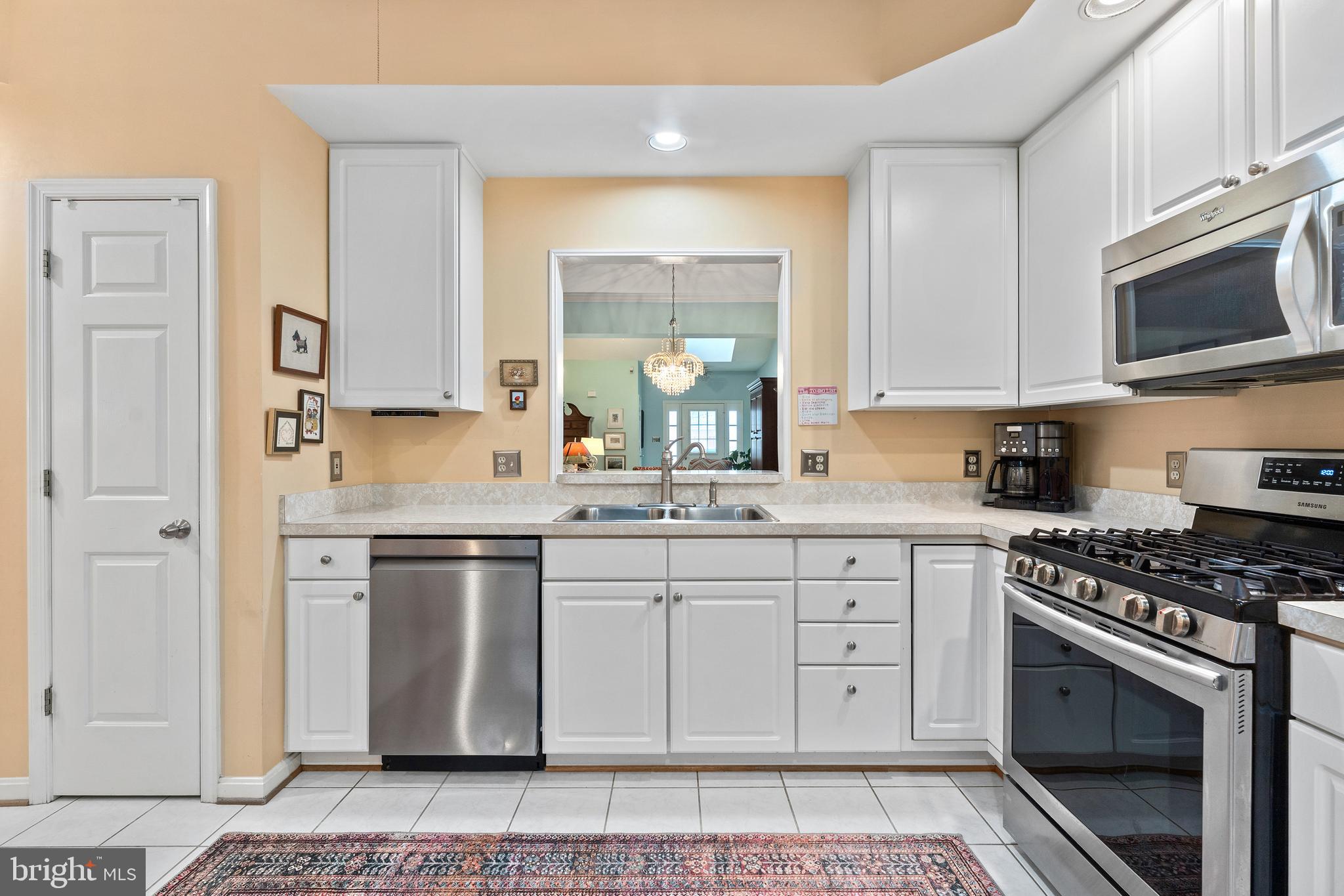 TURNBERRY WEST - Residential