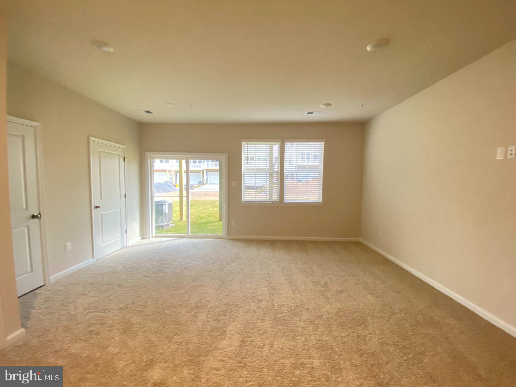 WESTVIEW SOUTH - Residential Lease