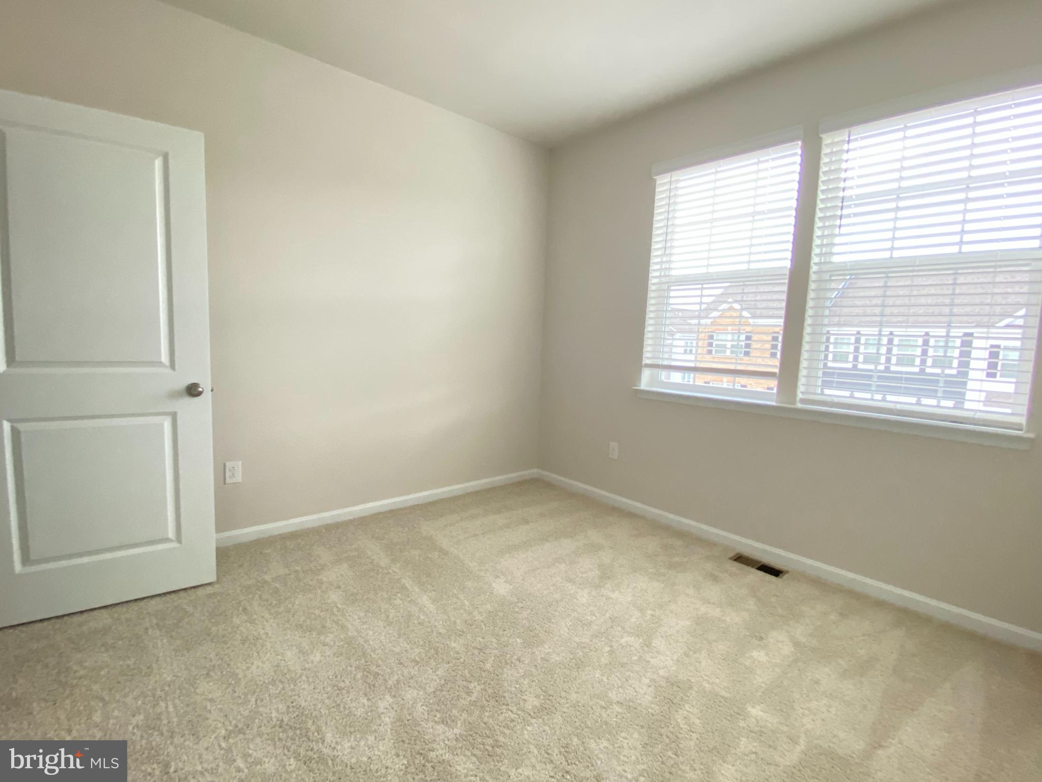 WESTVIEW SOUTH - Residential Lease