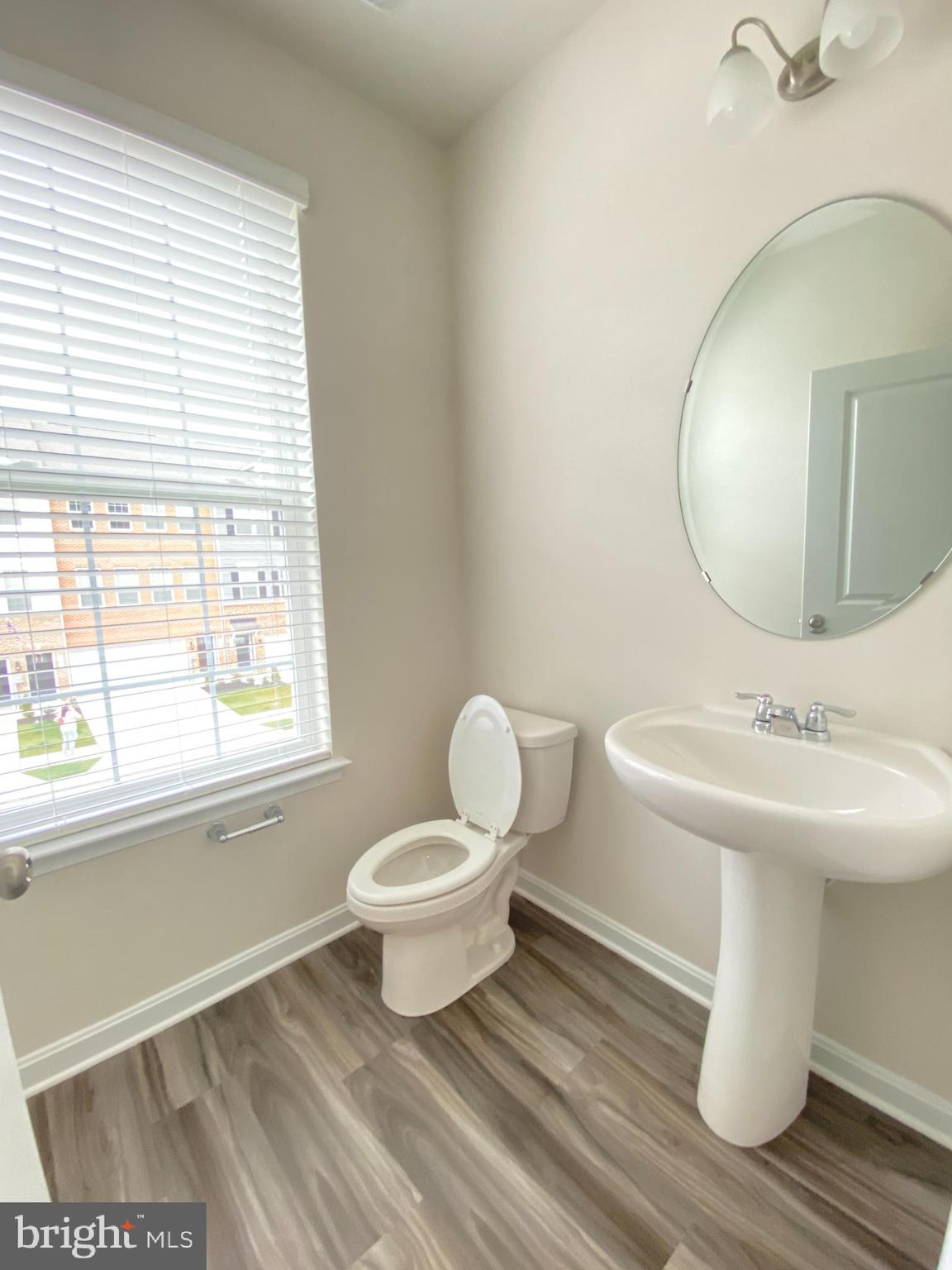 WESTVIEW SOUTH - Residential Lease