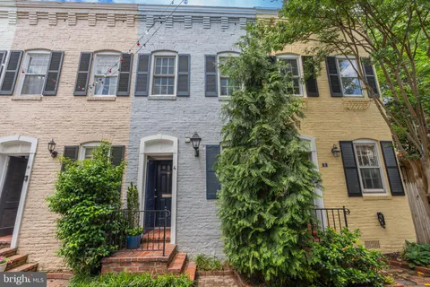 MLS: DCDC2198574