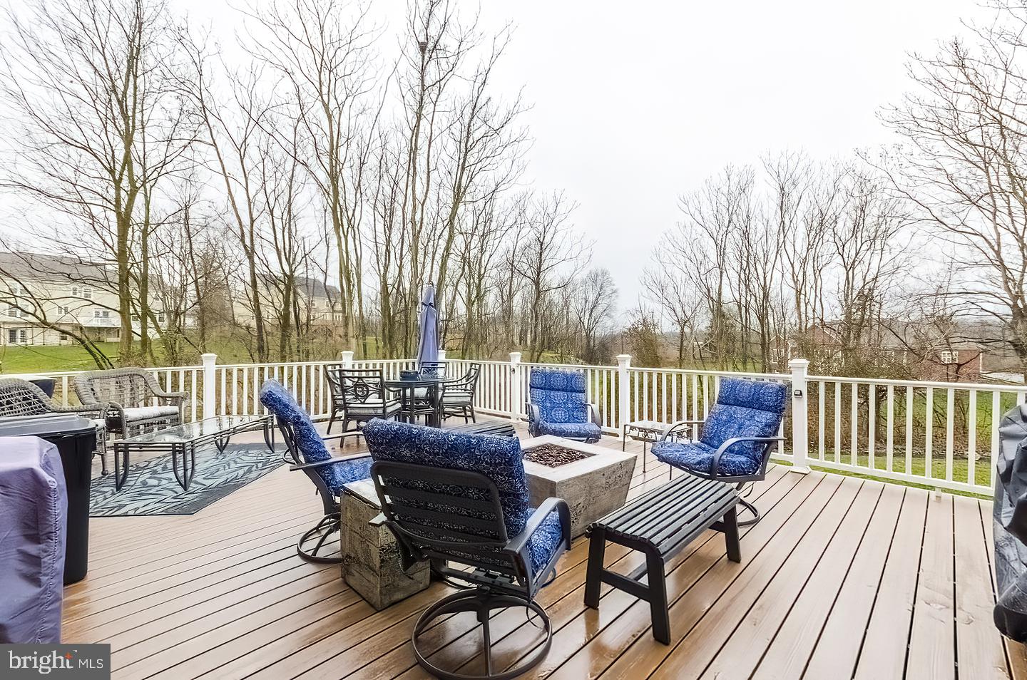 THE POINT - Residential