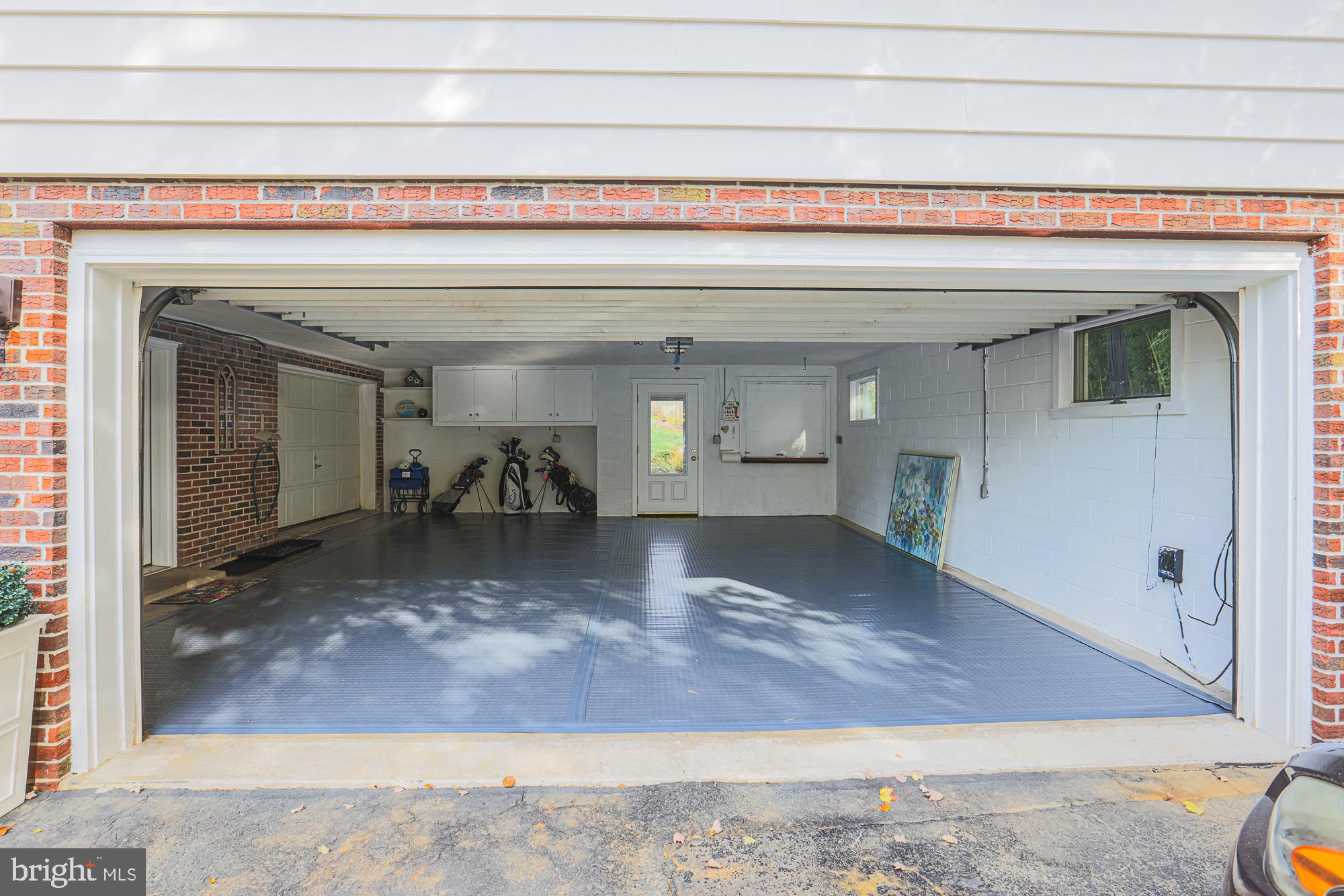 VALLEY VIEW - Residential