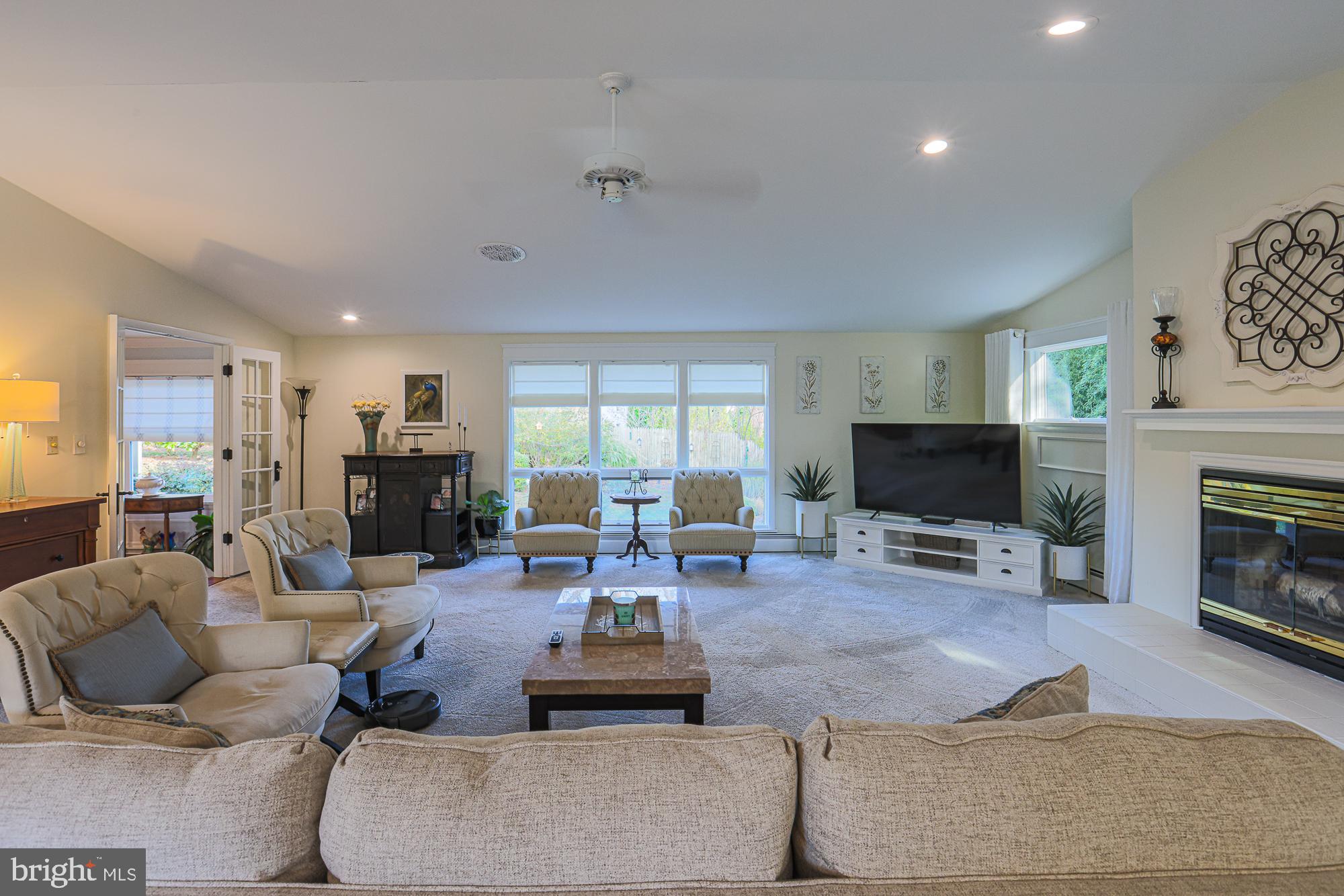 VALLEY VIEW - Residential