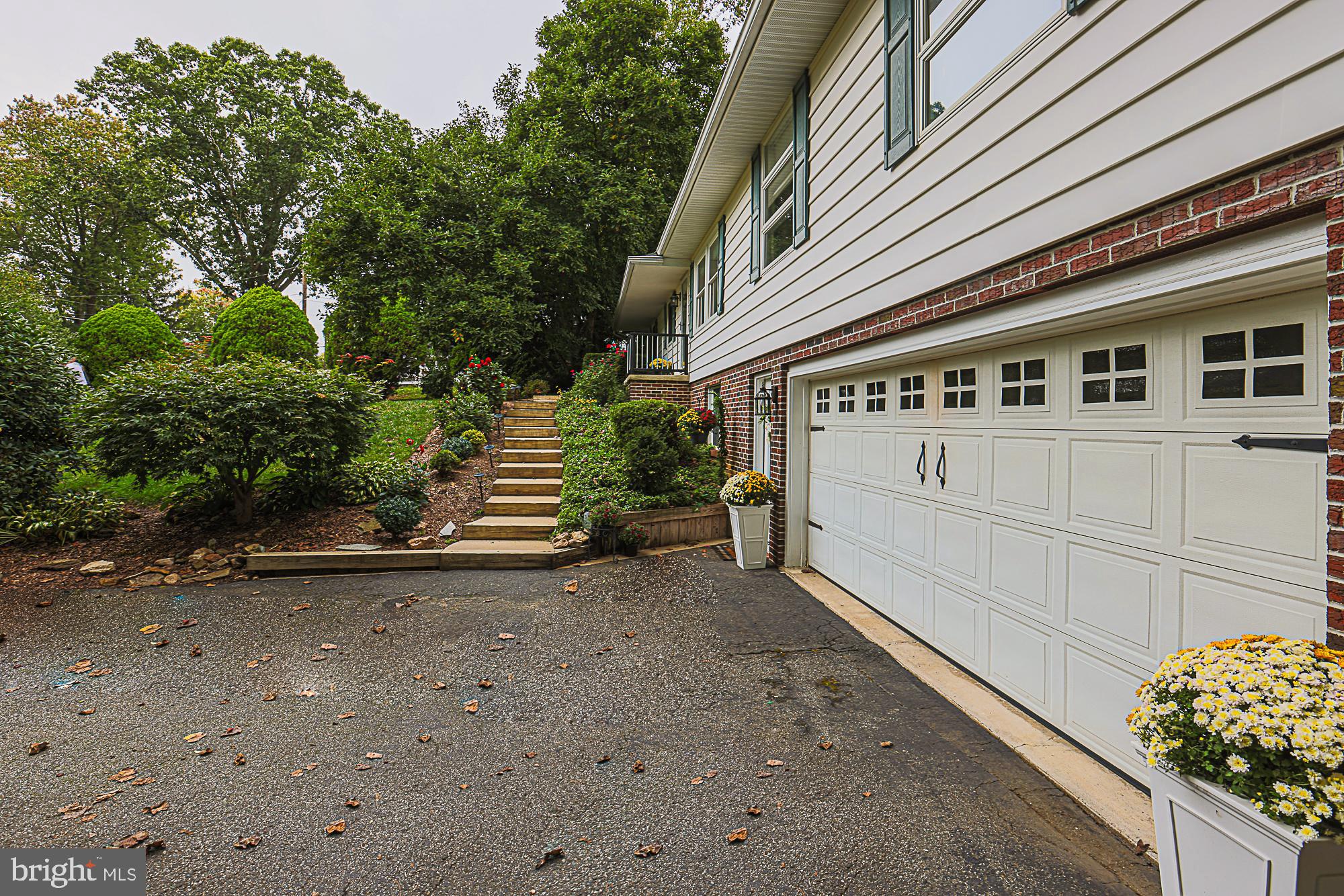 VALLEY VIEW - Residential