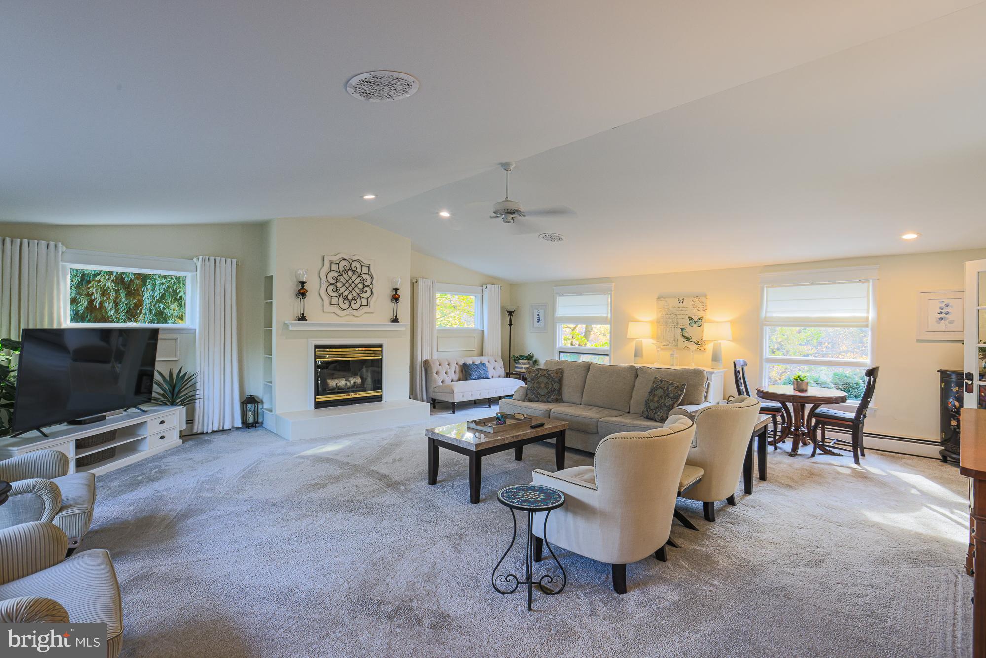 VALLEY VIEW - Residential