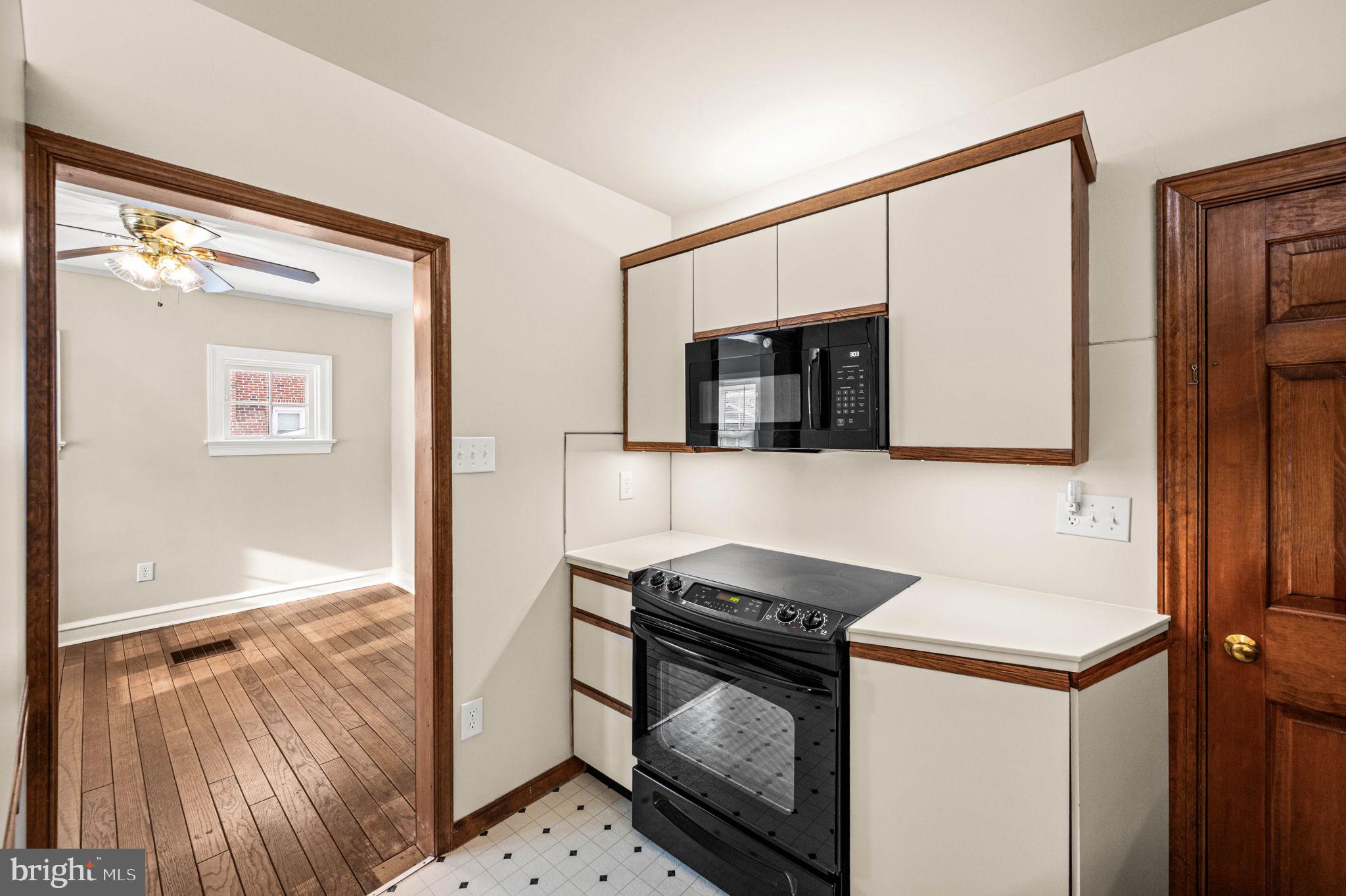 FIVE POINTS - Residential