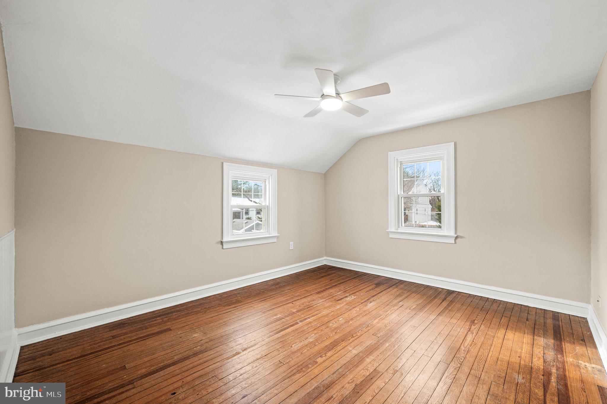 FIVE POINTS - Residential