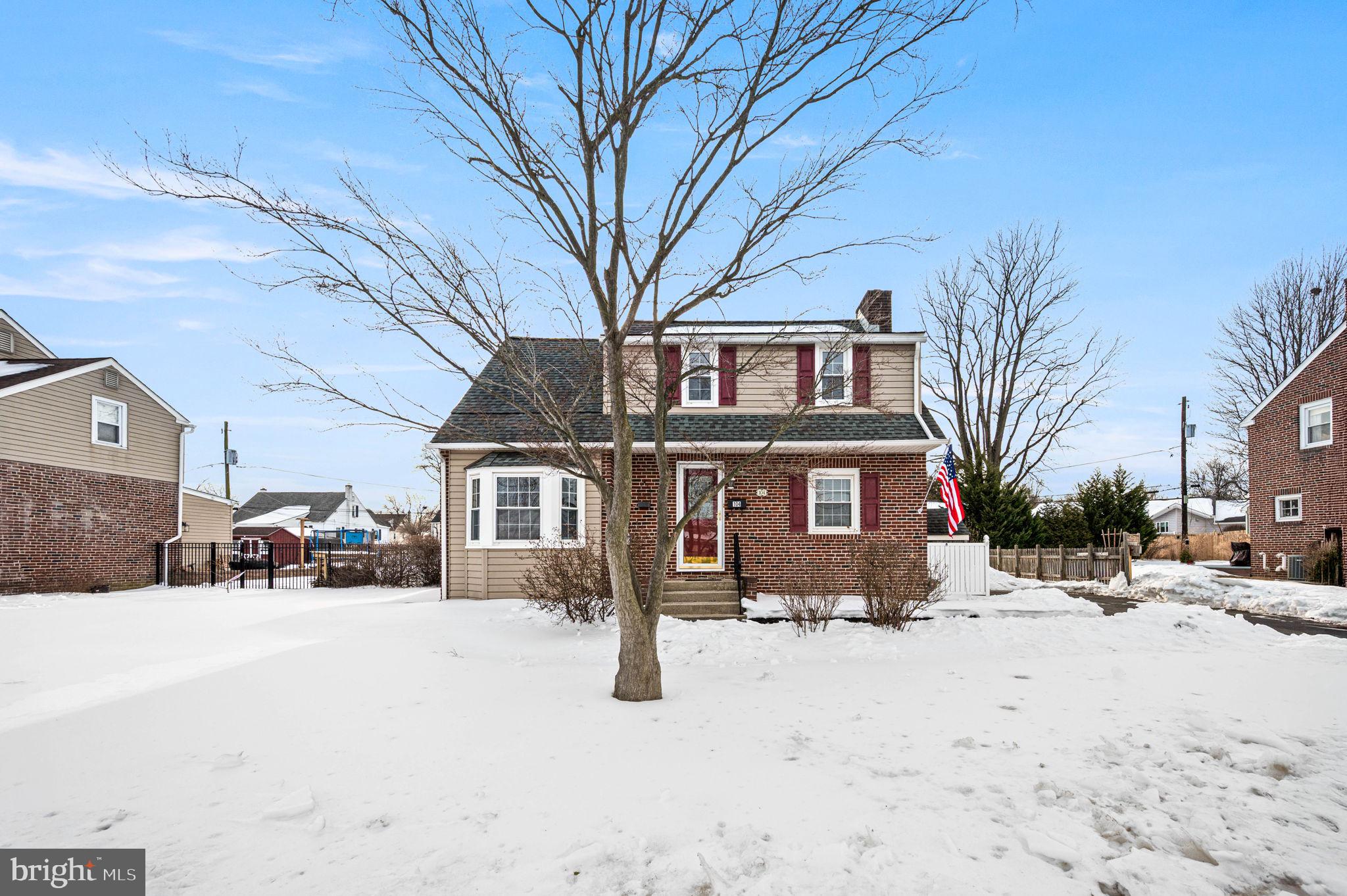 FIVE POINTS - Residential