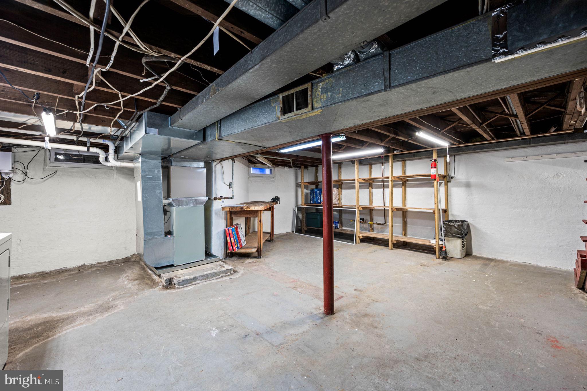 FIVE POINTS - Residential