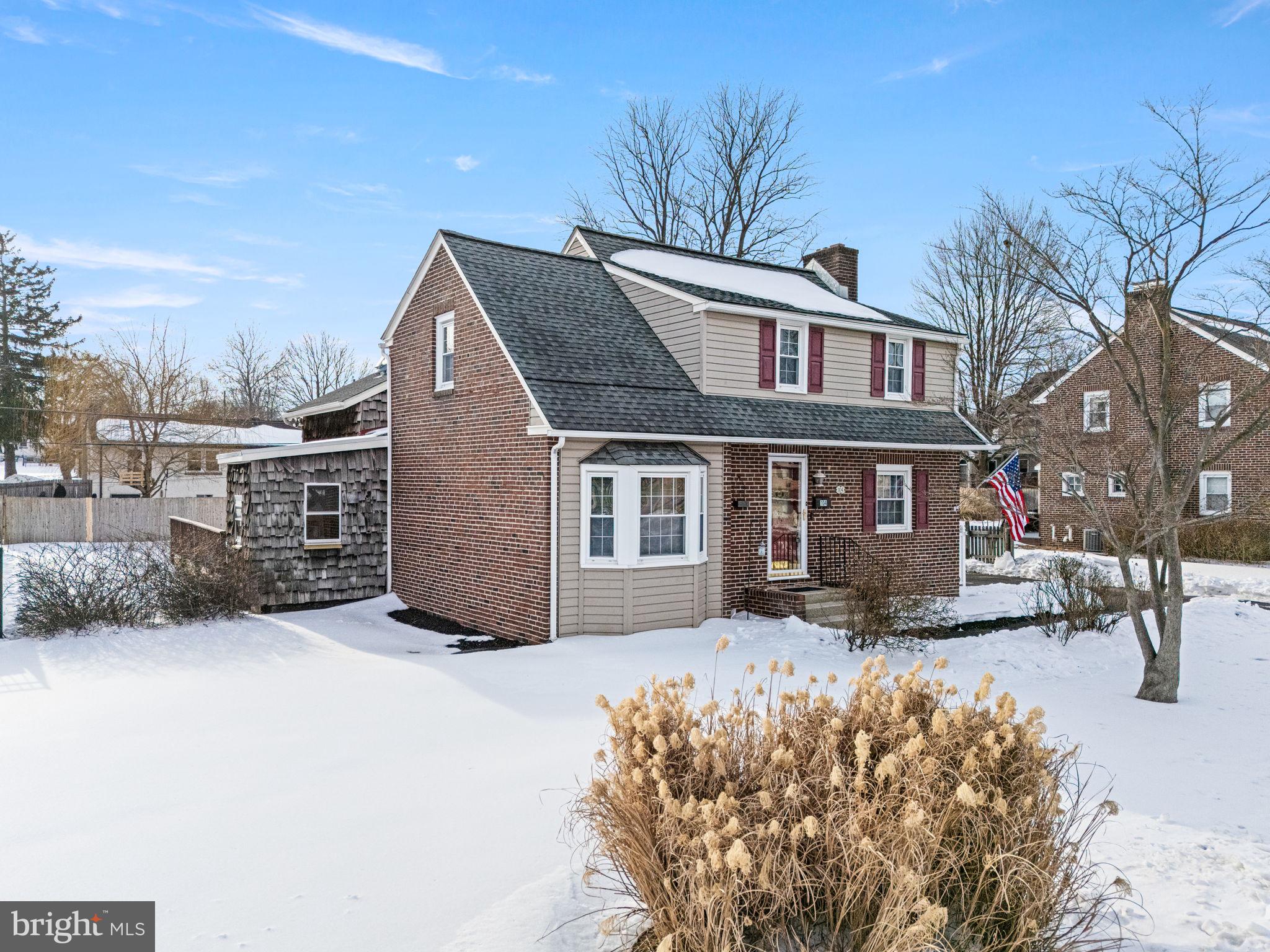 FIVE POINTS - Residential