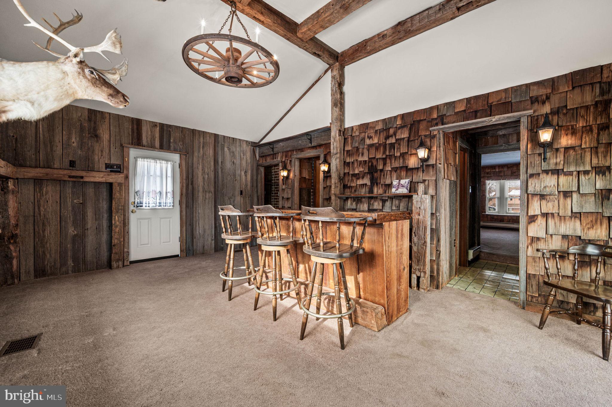 FIVE POINTS - Residential