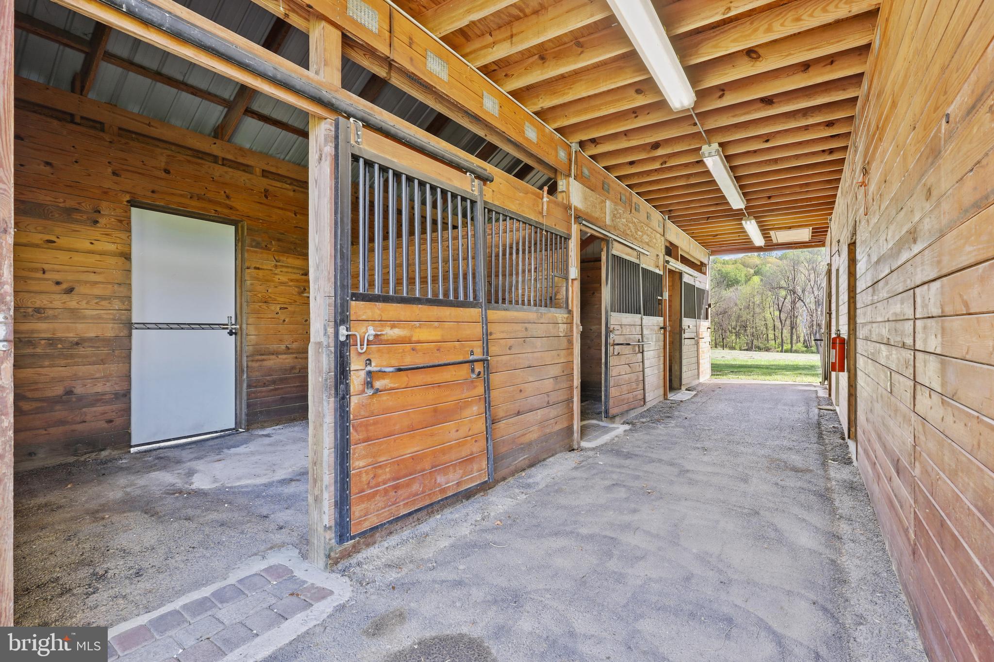 HUNT VALLEY - Residential