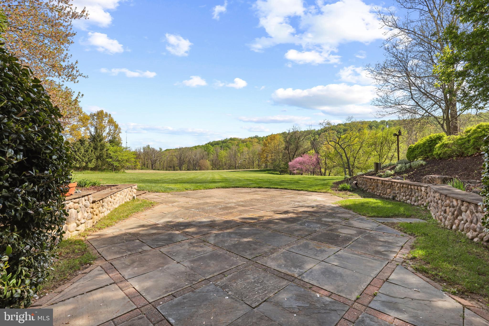 HUNT VALLEY - Residential