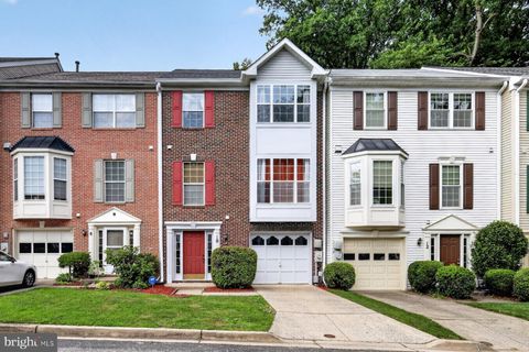 Townhouse For Sale - 10 Augustine Court<br/> GAITHERSBURG, MD 20879
