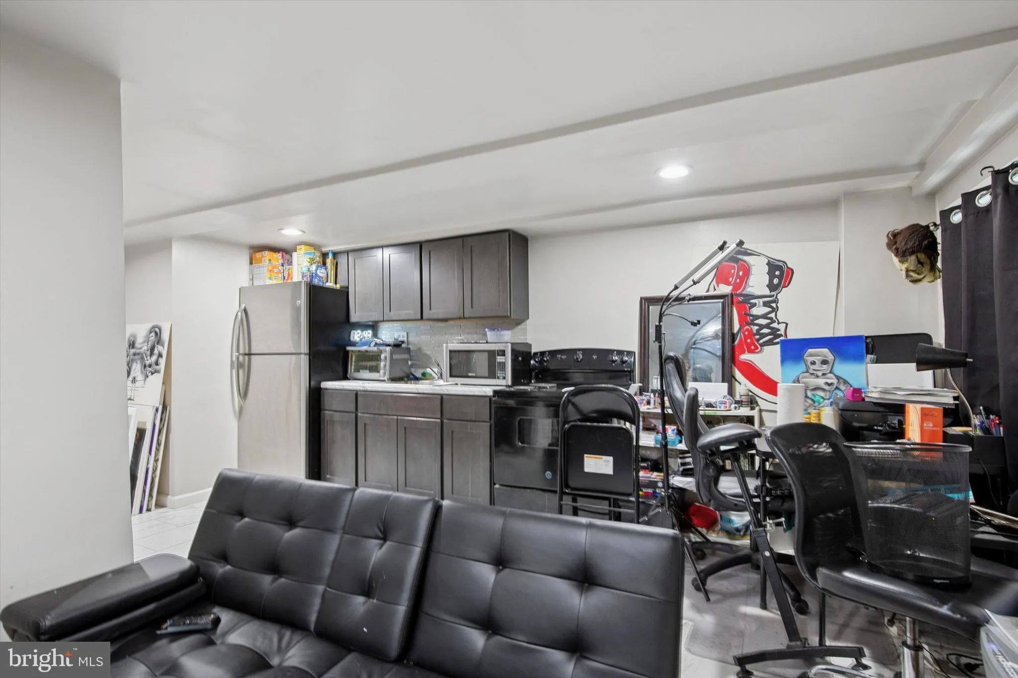 Philadelphia, Pennsylvania 19150, United States, 5 Bedrooms Bedrooms, ,Residential,Active,109586