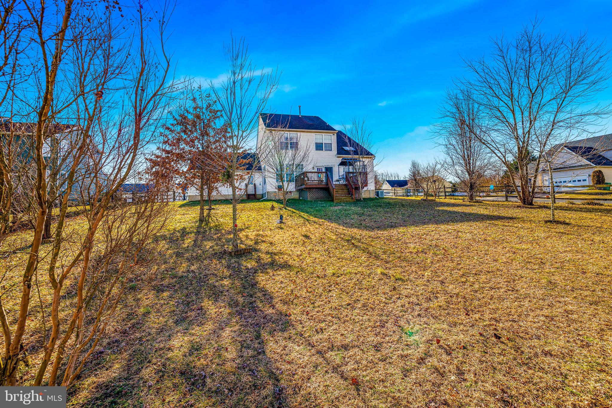 LAKESHORE VILLAGE - Residential