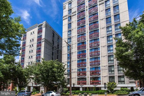 Photo of 7915 Eastern Avenue #1114, SILVER SPRING, MD 20910 (MLS # MDMC2206584)
