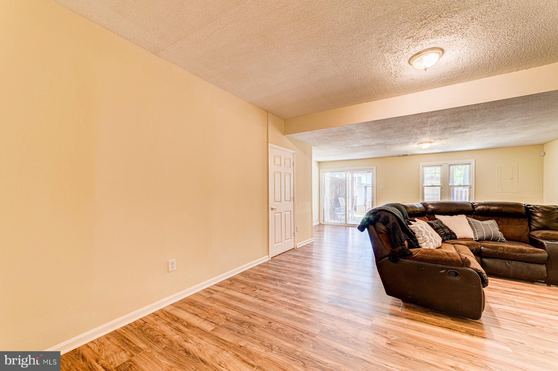 TOWNS OF FOREST HILLS - Residential