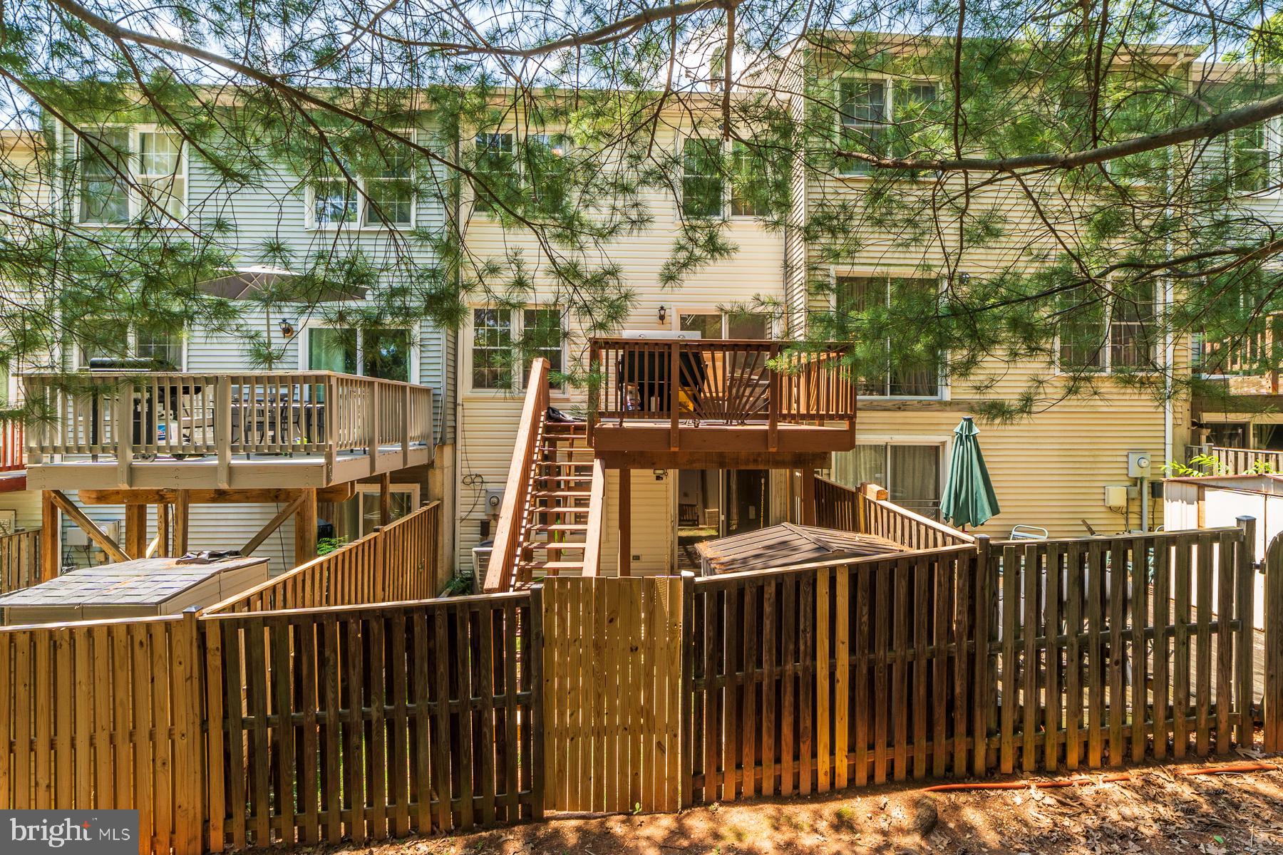 TOWNS OF FOREST HILLS - Residential