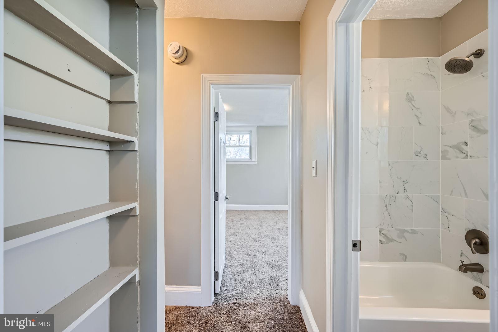 REISTERSTOWN STATION - Residential Lease