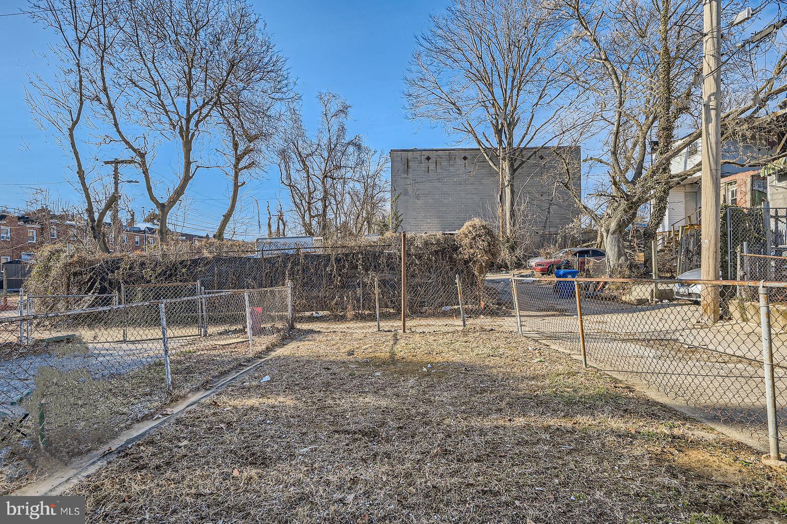 REISTERSTOWN STATION - Residential Lease