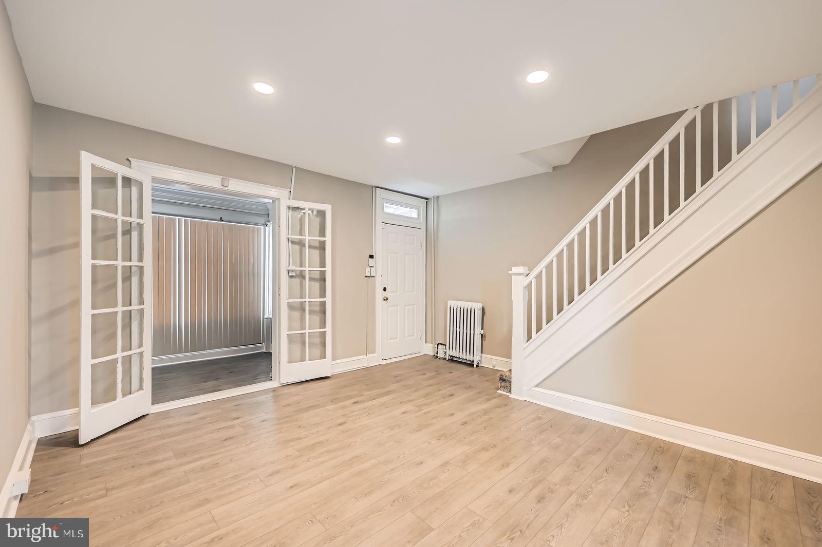 REISTERSTOWN STATION - Residential Lease