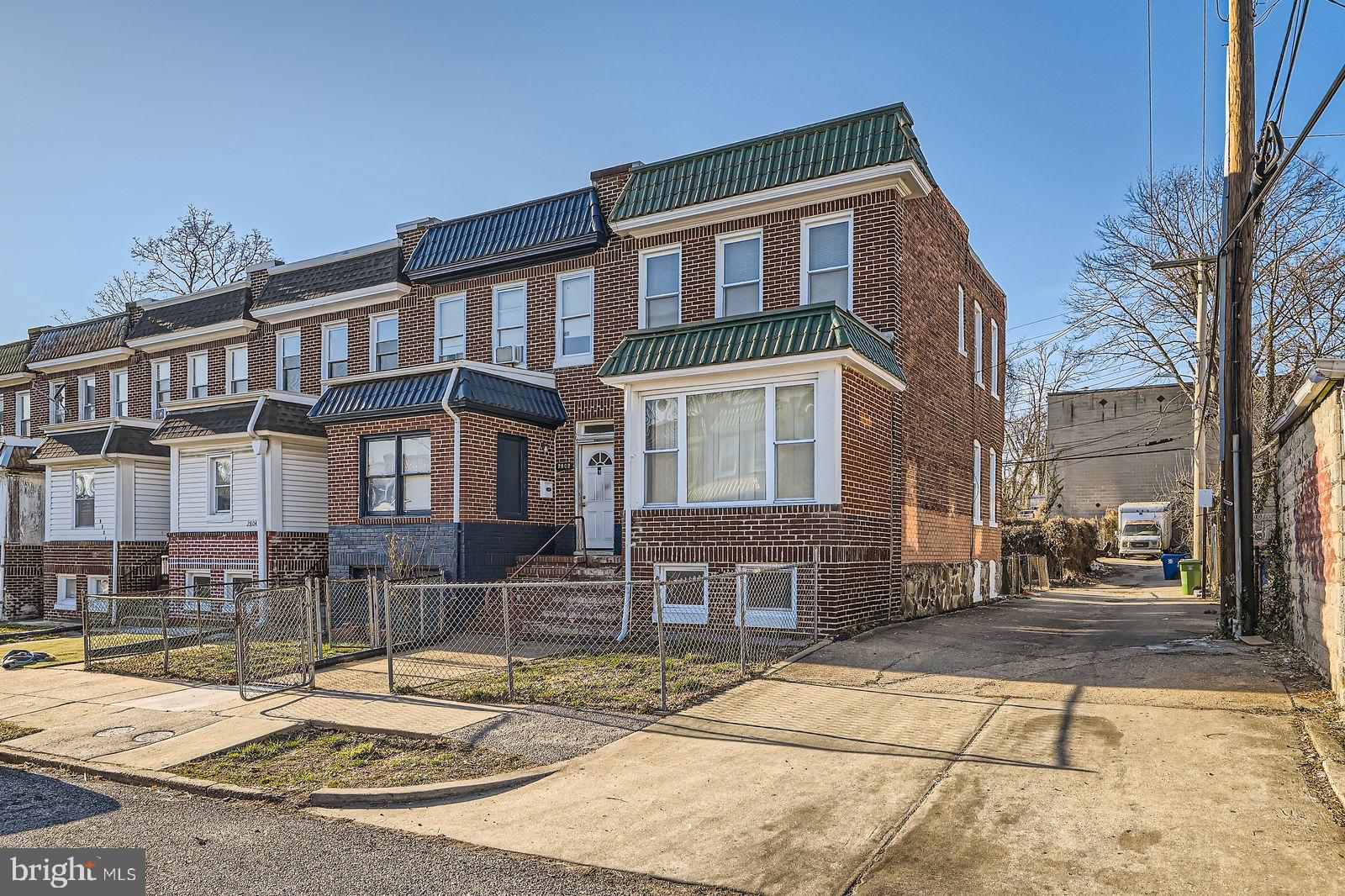 REISTERSTOWN STATION - Residential Lease