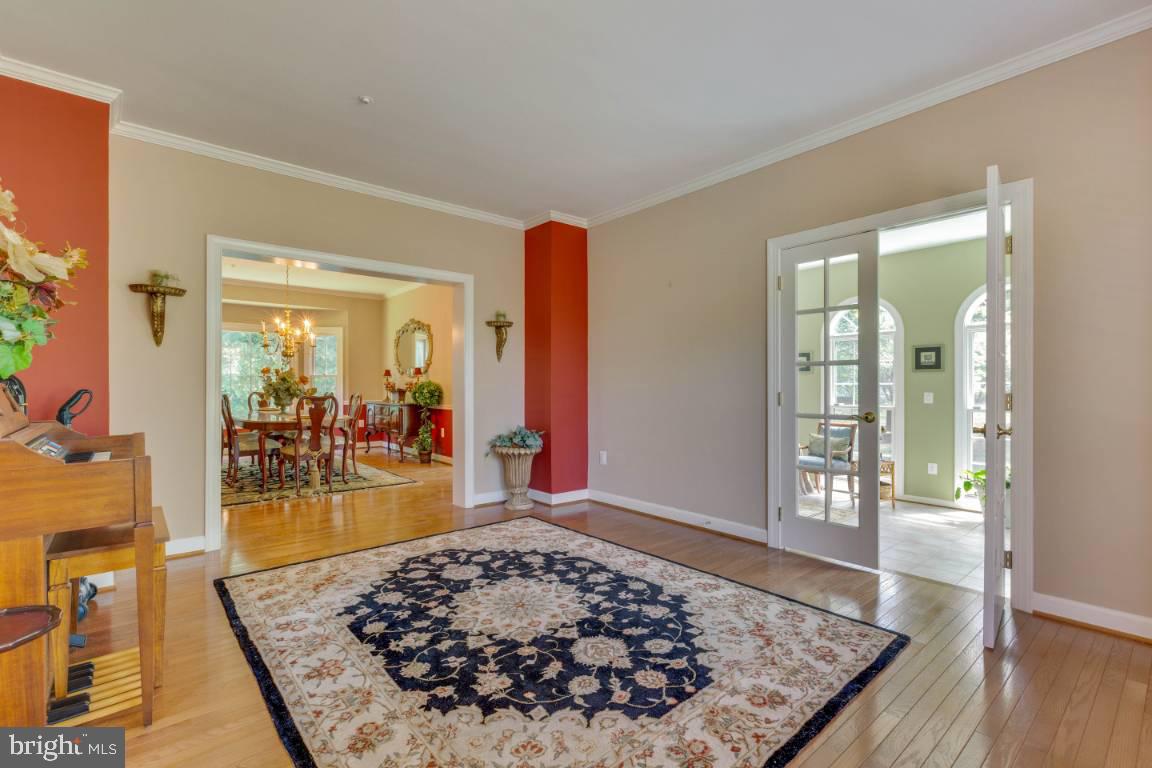 WOODMORE SOUTH - Residential