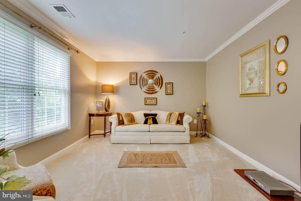 WOODMORE SOUTH - Residential