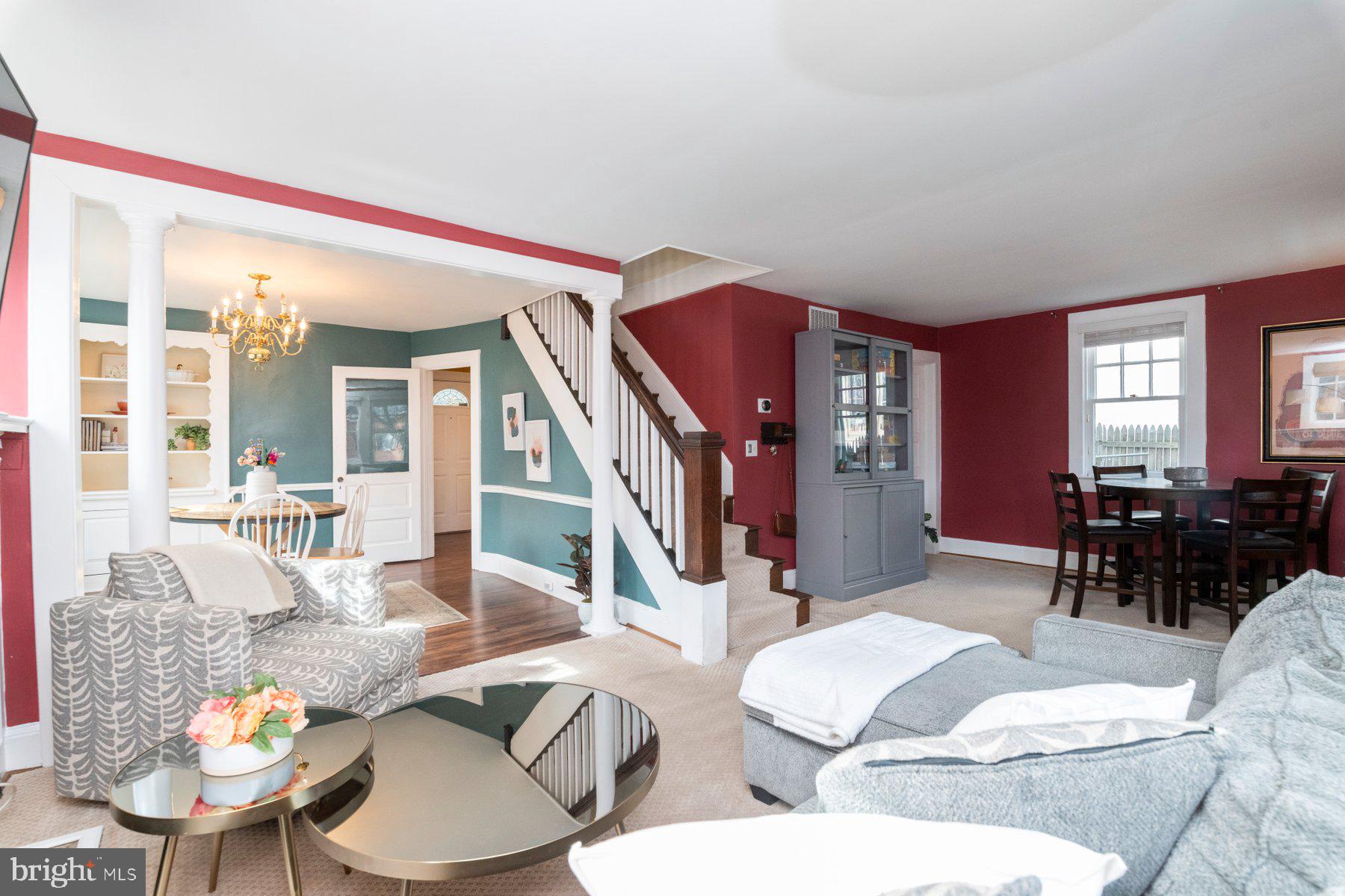 COLONIAL COURT - Residential