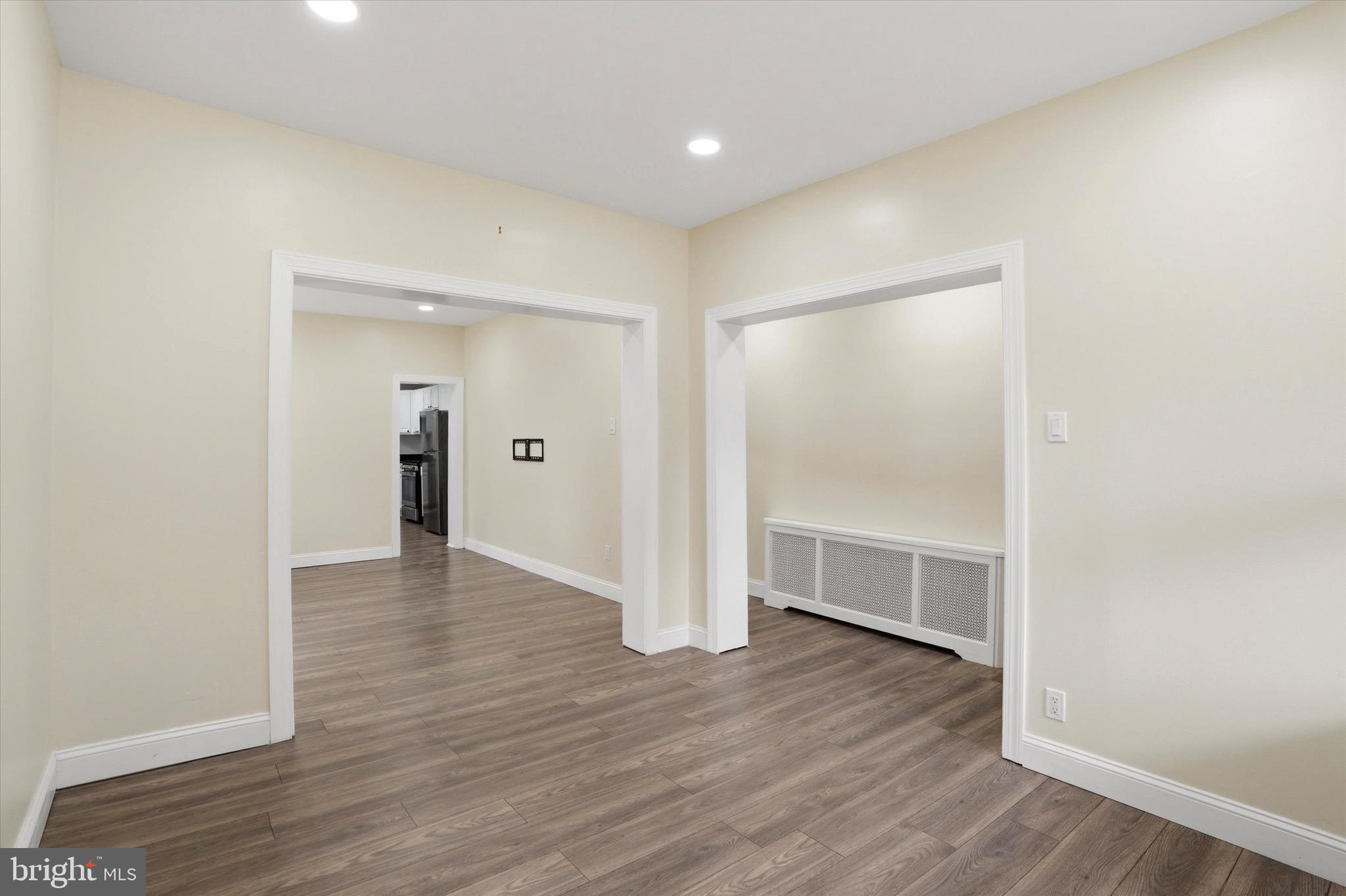 ROXBOROUGH - Residential