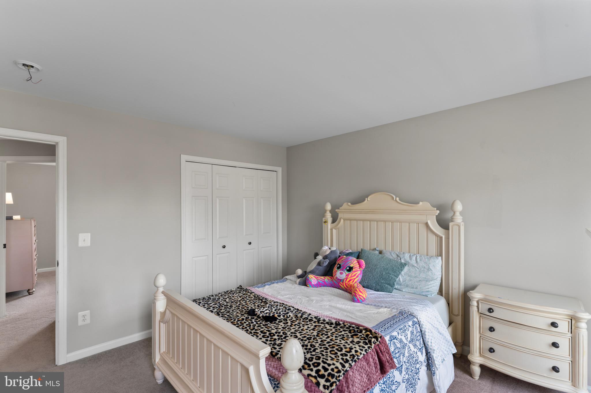 KINGSRIDGE ESTATES - Residential